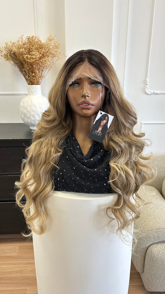 BLONDIE